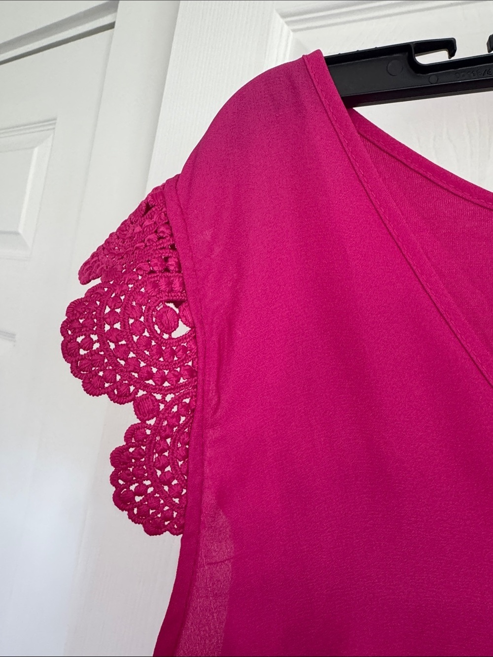 Fortune+Ivy for Stitchfix Fuchsia V-Neck Crochet Sleeve Blouse - Picture 3 of 8